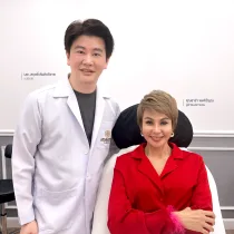 ภาพดาราคู่แพทย์ คุณซาร่า